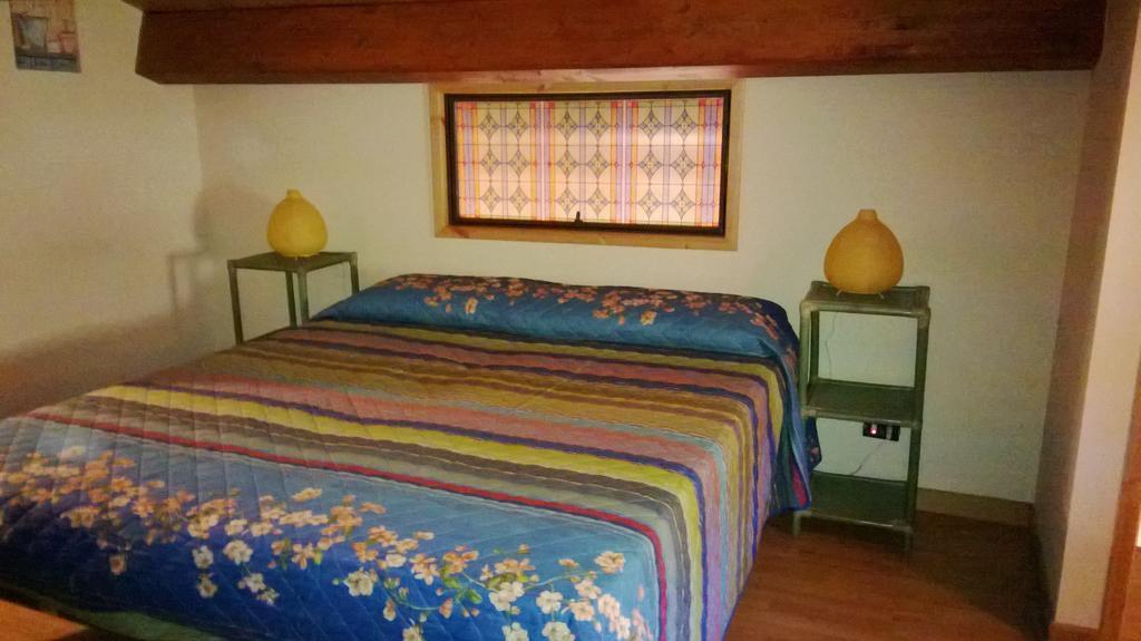 Taormina Villa Ibiscus Alcantara Gaggi Szoba fotó